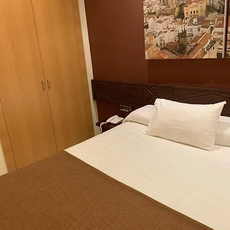 Otel Galeon 3*