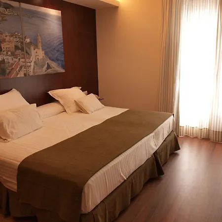 Galeon Otel Sitges