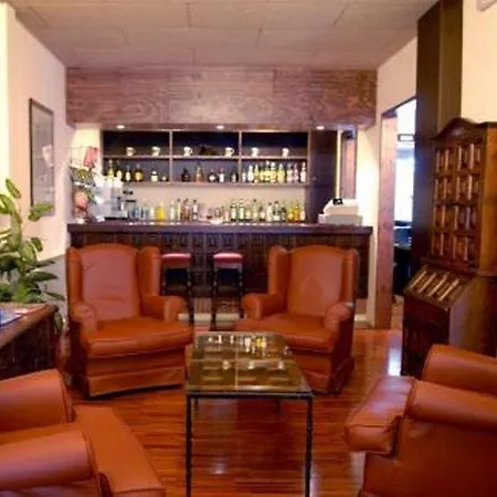 Galeon Otel Sitges