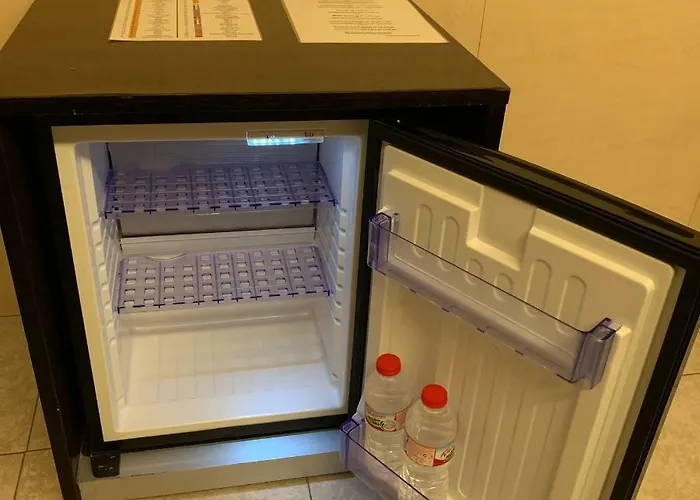 加雷翁酒店 锡切斯